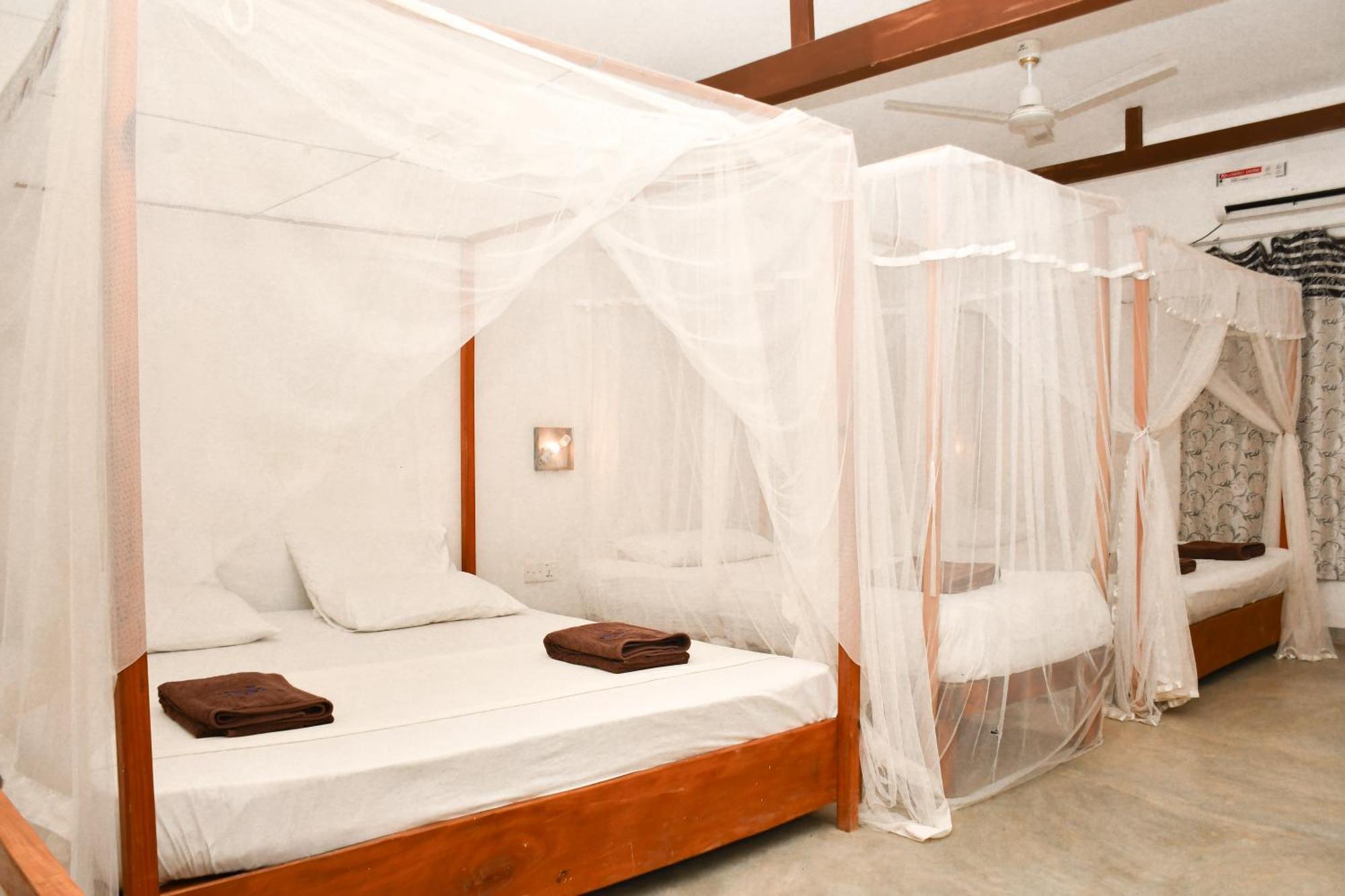 Arne'S Place Arugam Bay Bagian luar foto